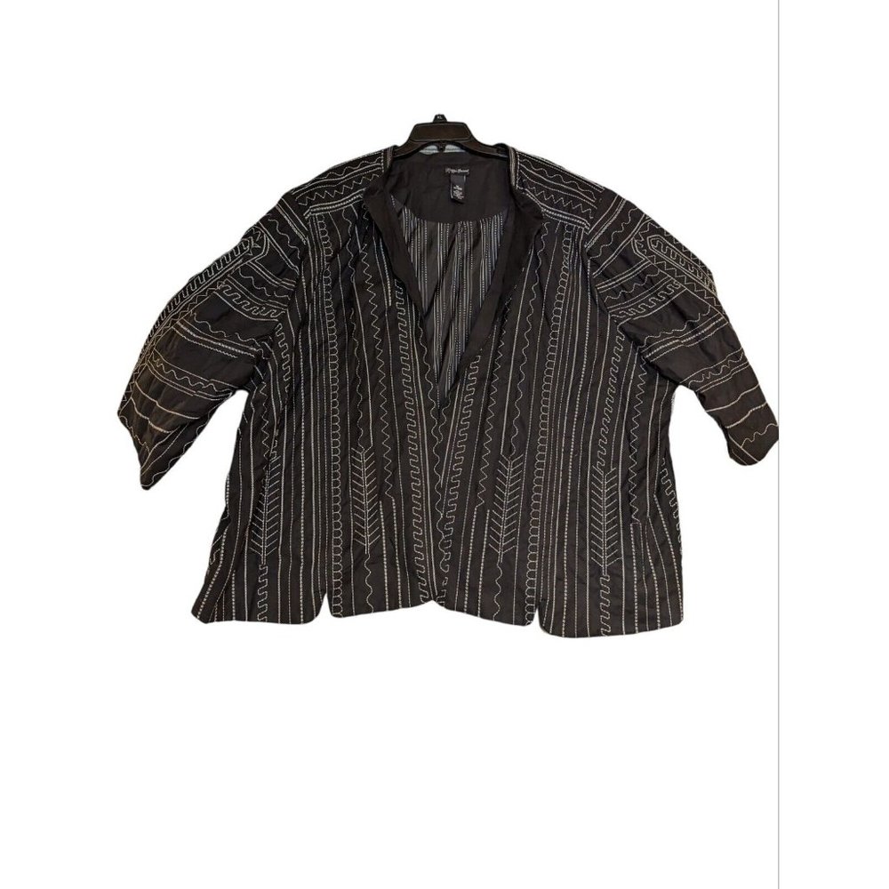 Maggie Barnes Womens Jacket 5X Black White Floral Embroidered Lined